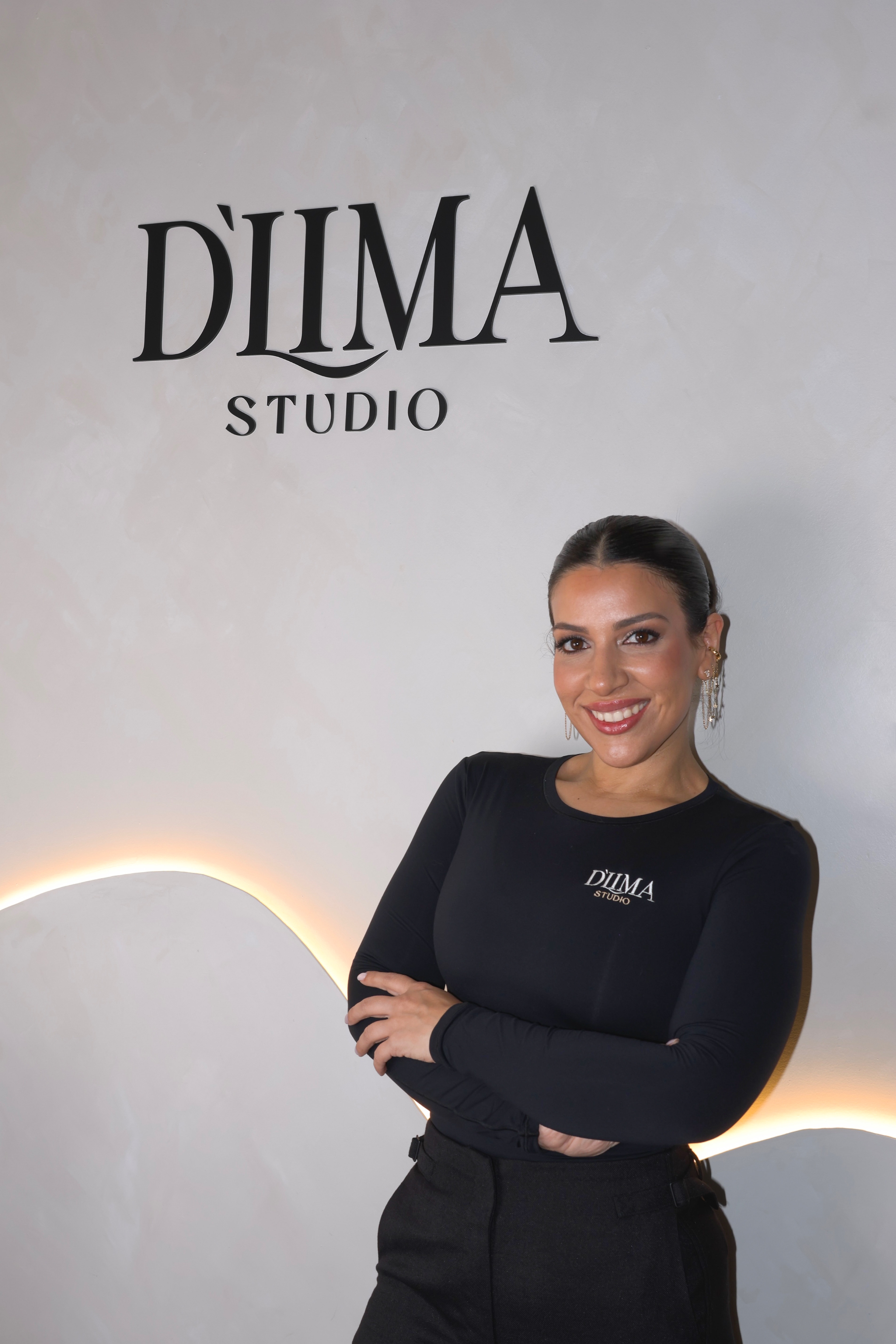 Lash artist at work — Doral studio