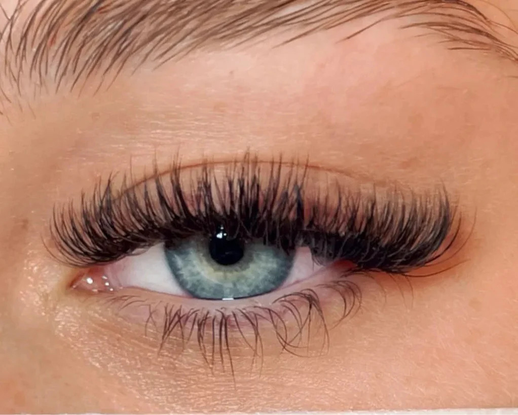 Volume lash extensions